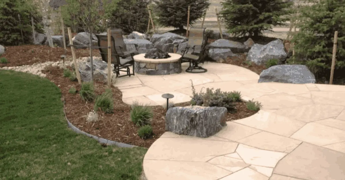 paver and walkway patio