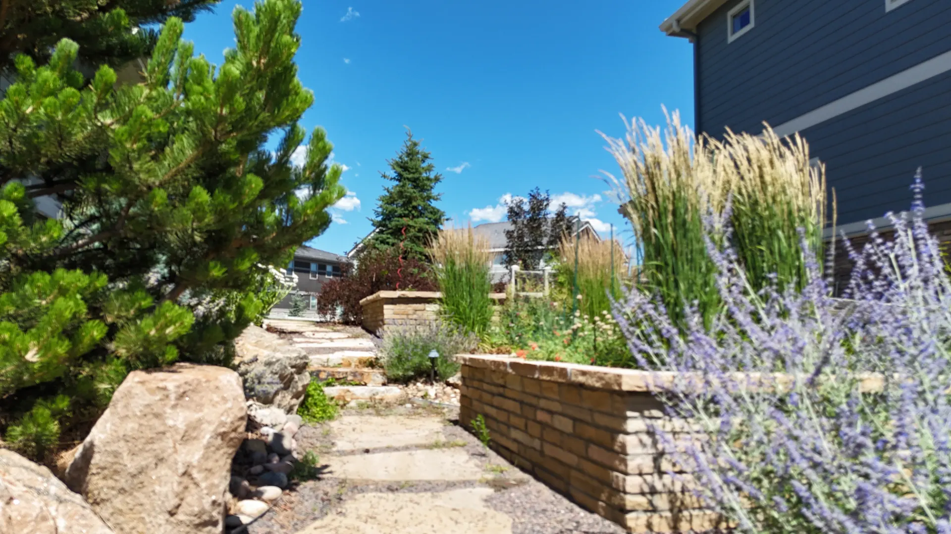 How to Build a Paver Walkway With Materials From Home Depot