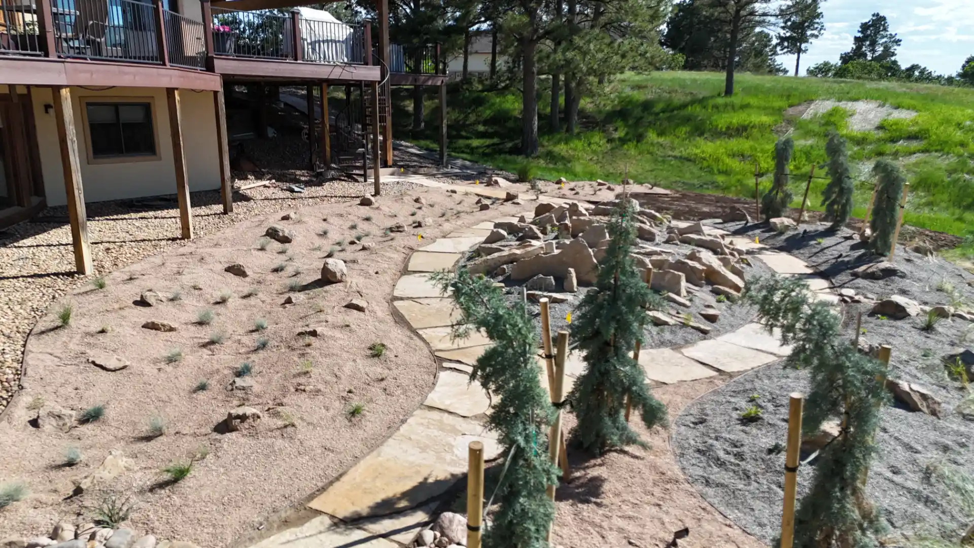 Is Silica Sand Recommended for Stone Paver Walkways?
