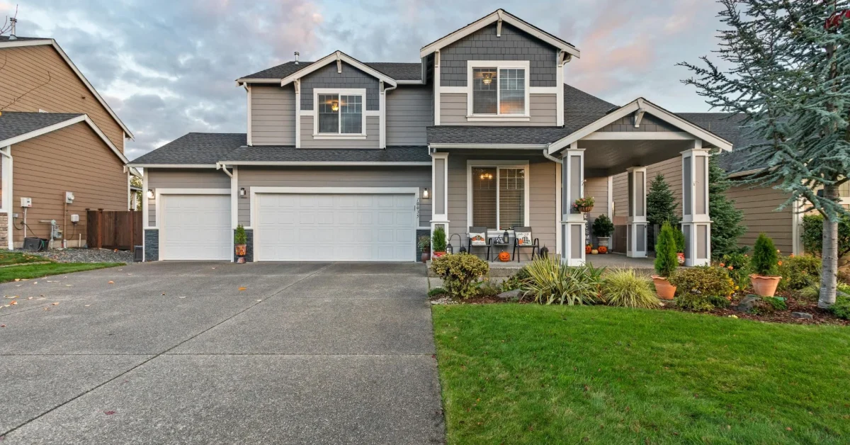Landscape curbing